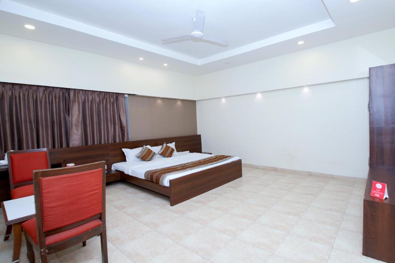 Jabali Palace Hotell Jabalpur Exteriör bild