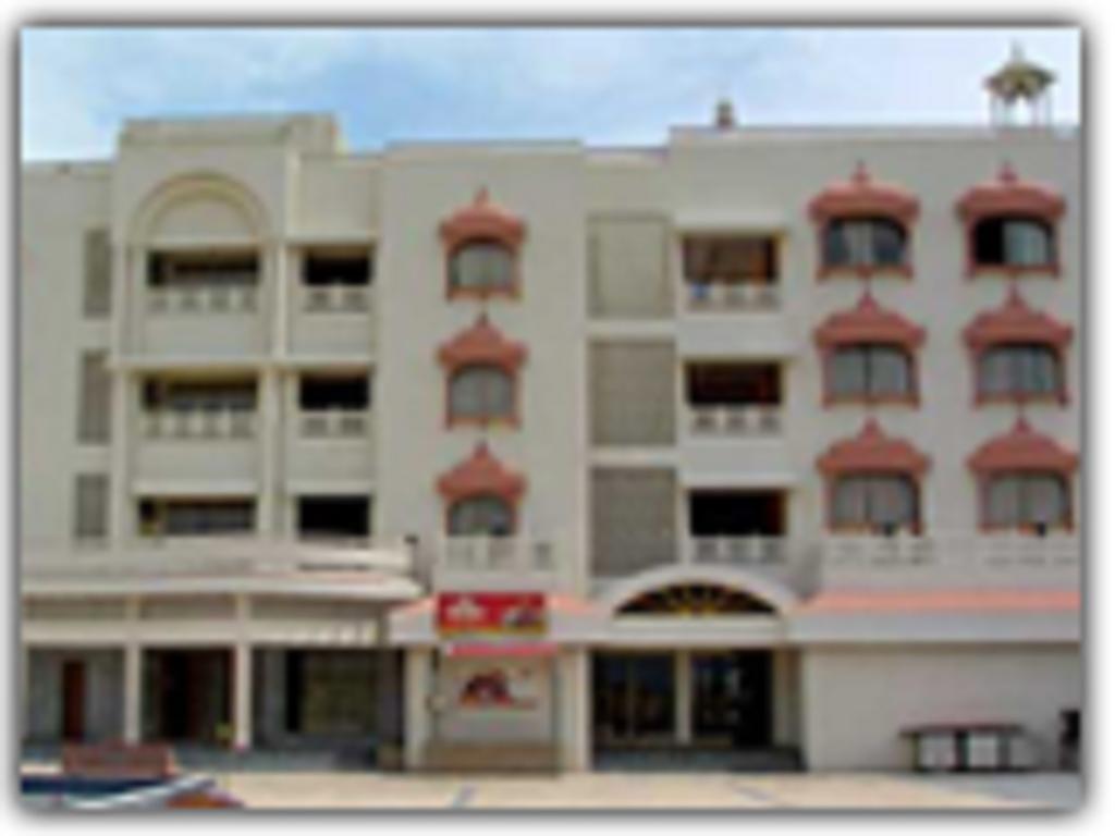 Jabali Palace Hotell Jabalpur Exteriör bild